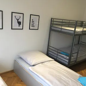 Pensión P63 Center, Núremberg